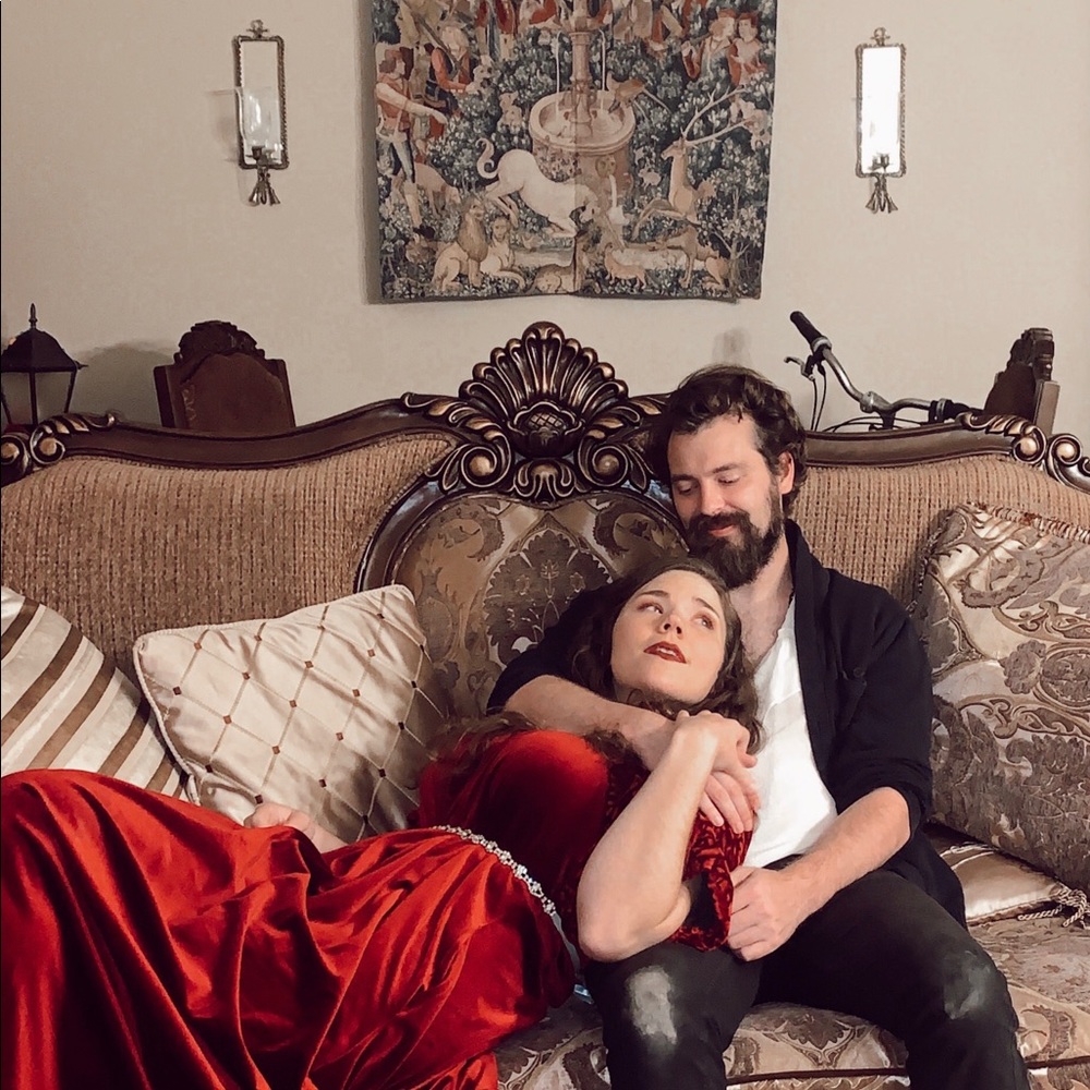 Meet your Posher, Alexis